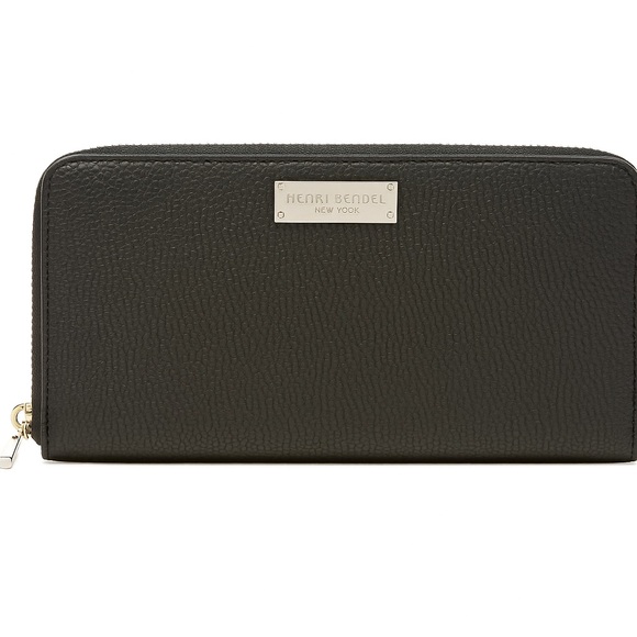 Handbags - Henri Bendel Black Organizer Wallet